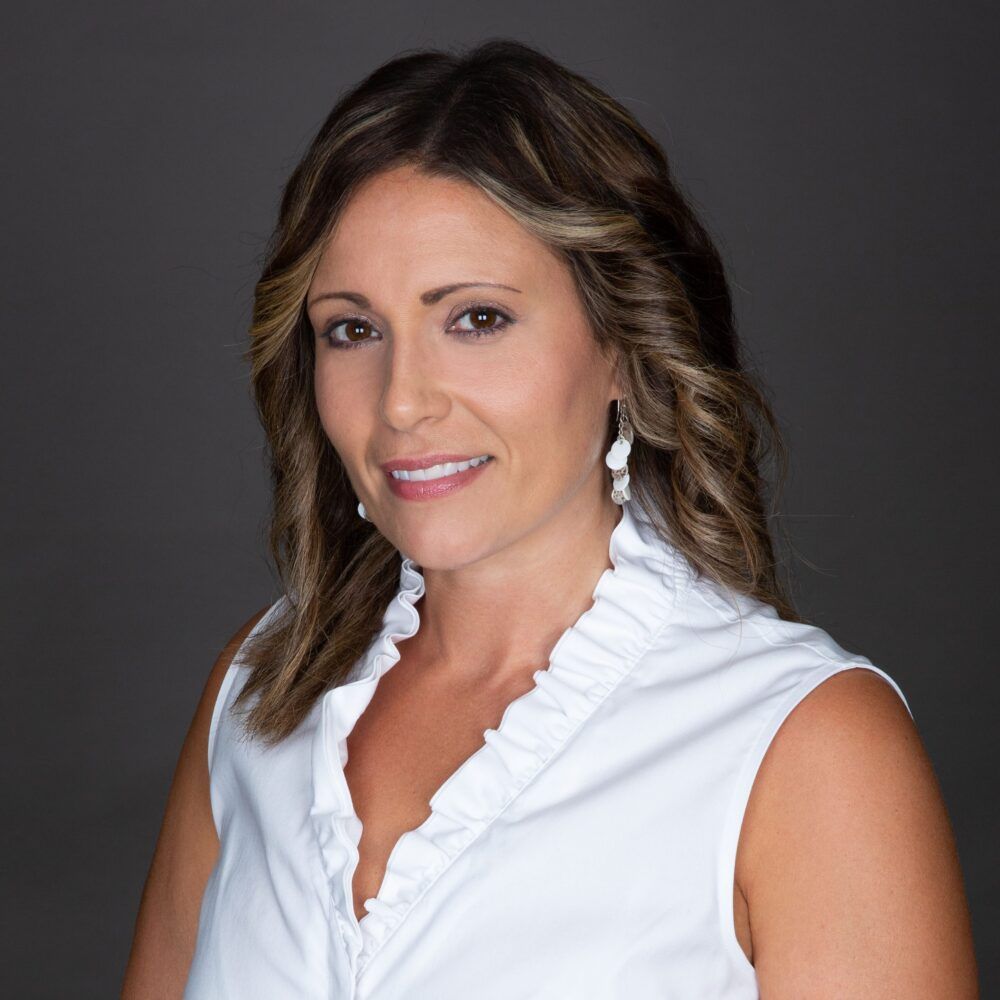 Ashley Wallace Jones, Vice President, Integrated Marketing & Analytics at PAN Communications, headshot